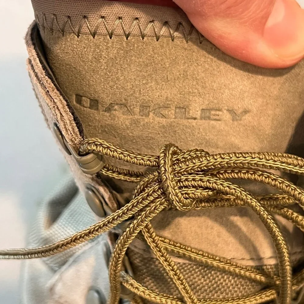 Oakley Boys SAGE Light Assault II 11188-751 Combat Tactical Military Boots, Size